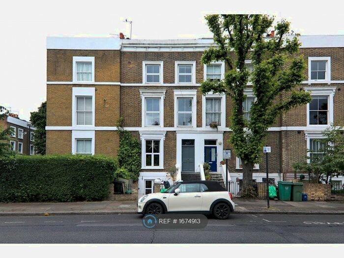 3 Bedroom Maisonette To Rent In Southgate Road, London, N1