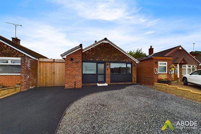 2 Bedroom Detached Bungalow To Rent In Jordan Avenue, Stretton, Burton-On-Trent, DE13