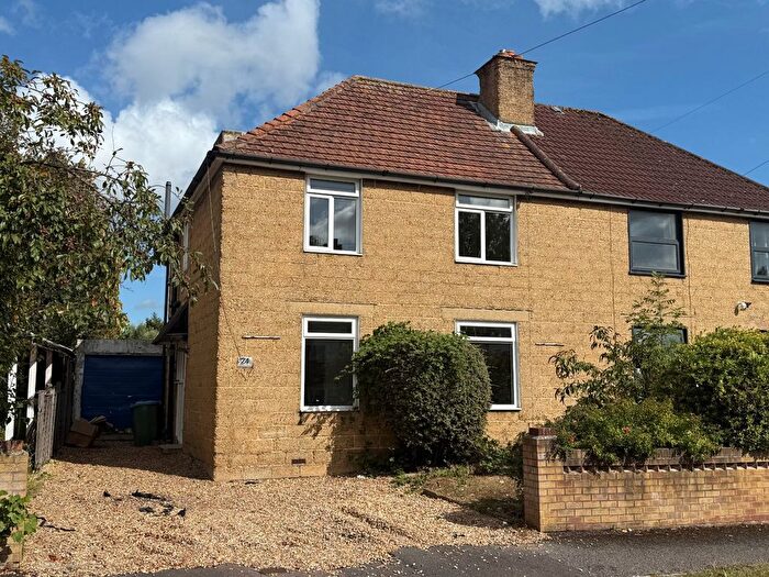 3 Bedroom Semi-Detached House To Rent In Blighmont Crescent, Southampton, Hampshire, SO15