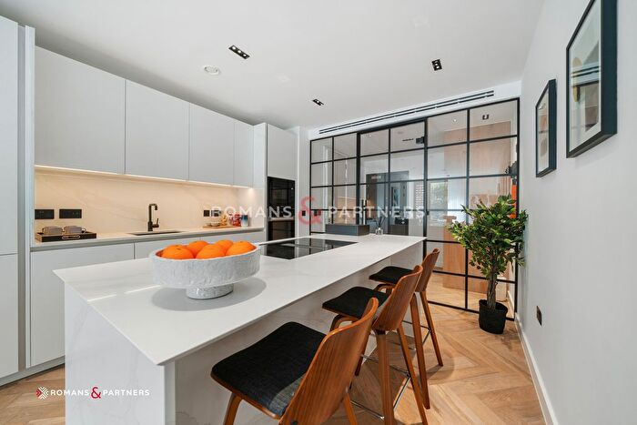 1 Bedroom Flat To Rent In Cluny Mews, Earls Court, SW5