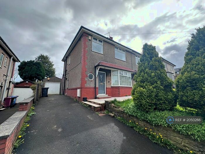 3 Bedroom Semi-Detached House To Rent In Gib Lane, Blackburn, BB2