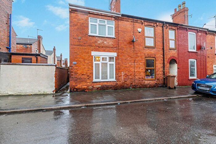 3 Bedroom End Terrace House For Sale In Scorer Street, Lincoln, Lincolnshire, LN5