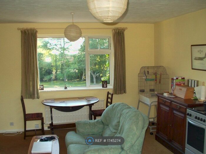 1 Bedroom Flat To Rent In Torf House, Compton, Winchester, SO21