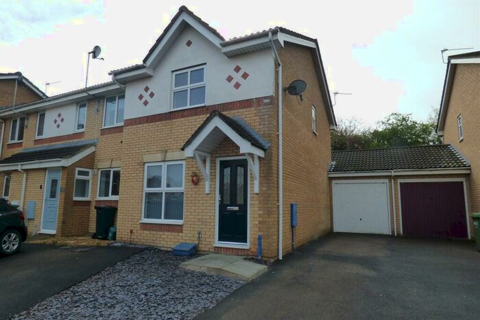 3 Bedroom Property To Rent In Coriander Drive, Bradley Stoke, Bristol, BS32