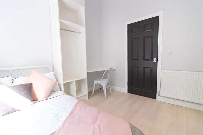 6 Bedroom Terraced House To Rent In , Halsbury Road, Liverpool, L6