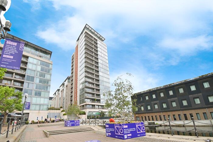2 Bedroom Apartment To Rent In Coral Apartments, Royal Victoria Dock, Lonodn, E16