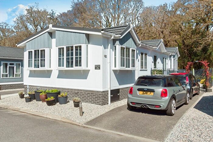 2 Bedroom Bungalow For Sale In Devon Oaks, Bedford Bridge, Magpie, Yelverton, PL20