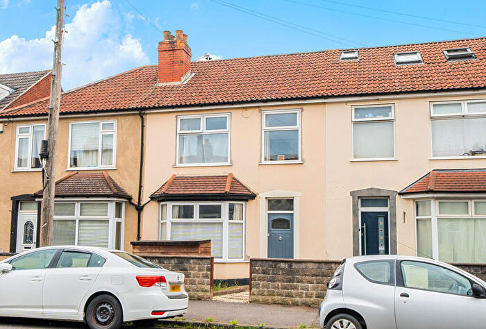 3 Bedroom Terraced House For Sale In New Queen Street, Kingswood, Bristol, BS15