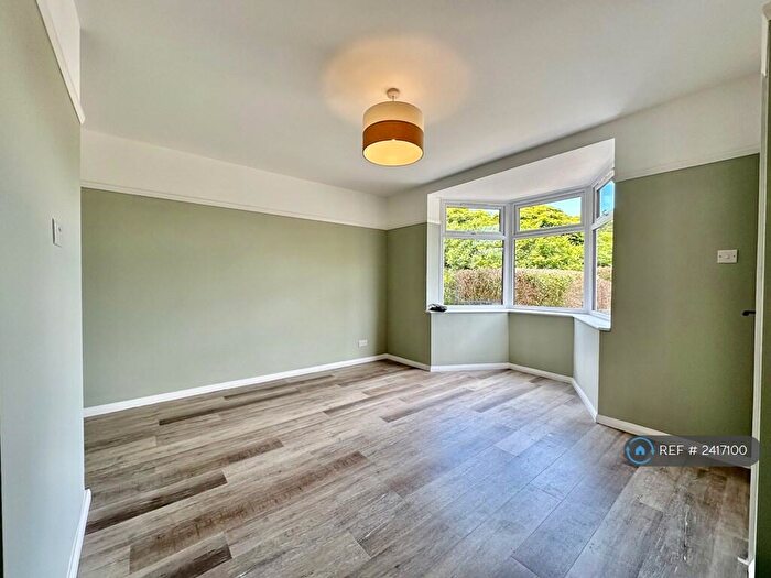 3 Bedroom End Of Terrace House To Rent In Midfield Way, Orpington, BR5