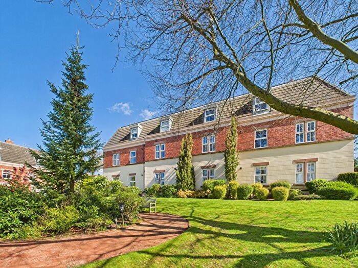 2 Bedroom Flat For Sale In St Thomas Close, Windle, St Helens, WA10