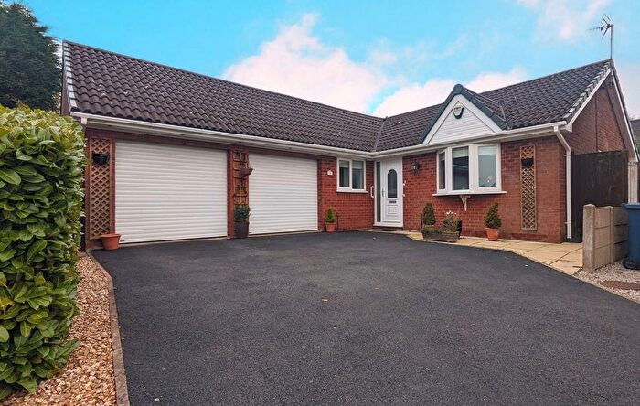 3 Bedroom Bungalow For Sale In Pinewood, Skelmersdale, WN8