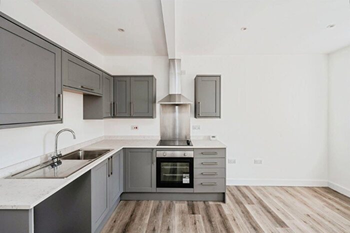 3 Bedroom End Of Terrace House To Rent In Heol Twrch, Lower Cwmtwrch, Swansea, SA9