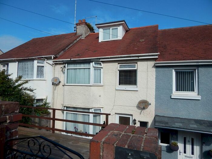 1 Bedroom Flat To Rent In The Reeves Road, Torquay, TQ2