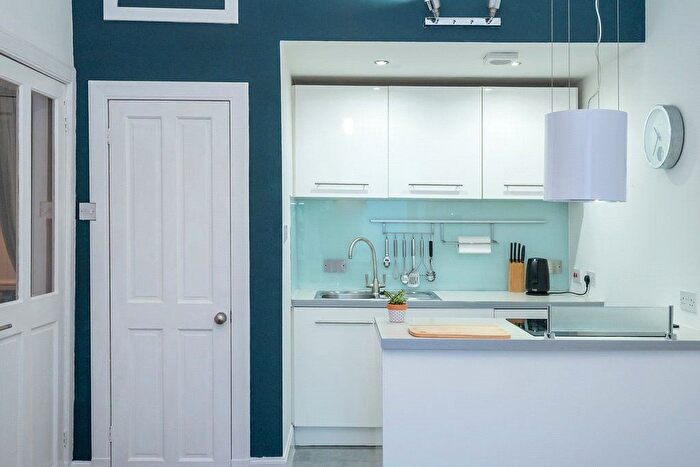 1 Bedroom Flat To Rent In Buchanan Street, Leith, Edinburgh, EH6