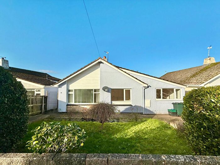 3 Bedroom Bungalow For Sale In Cooke Drive, Ipplepen, Newton Abbot, TQ12