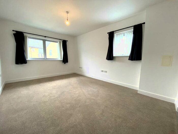 2 Bedroom Apartment To Rent In Meadow Court, Canterbury, CT1