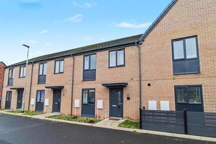 3 Bedroom Terraced House For Sale In No Onward Chain - Kingfisher Road, King's Lynn, PE30