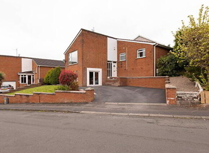 3 Bedroom Detached House For Sale In Richmond Heights, Banbridge, BT32