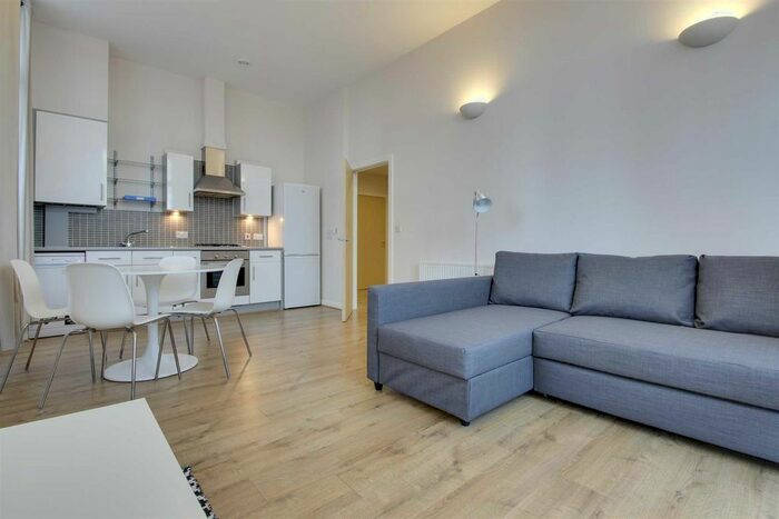 2 Bedroom Flat To Rent In Columbia Place, Campbell Park, Milton Keynes, MK9