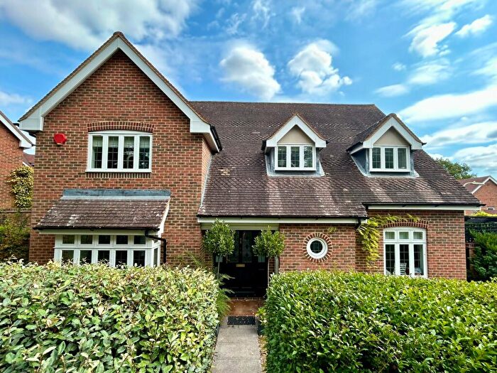 4 Bedroom Detached House For Sale In Hinton Fields, Kings Worthy, SO23