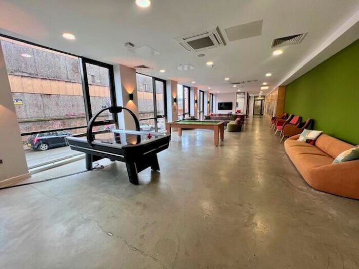 Studio To Rent In Nurtur House - Garden Room, S3