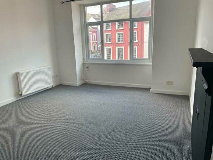 2 Bedroom Apartment To Rent In Castle Square, Haverfordwest, SA61