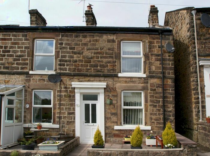 3 Bedroom Terraced House To Rent In Richmond Terrace, New Street, Matlock, DE4