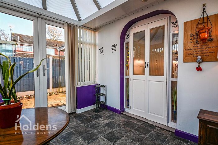 2 Bedroom Semi-Detached Bungalow For Sale In Doodstone Avenue, Lostock Hall, Preston, PR5