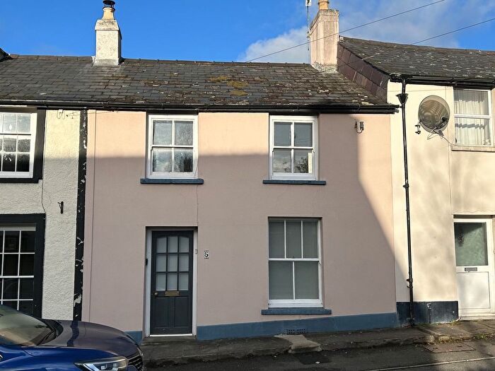 2 Bedroom Cottage To Rent In Llanbedr Road, Crickhowell, Powys., NP8