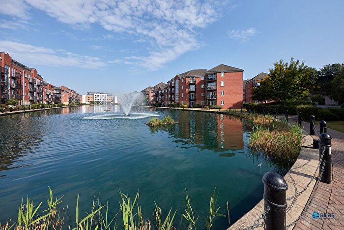 2 Bedroom Flat To Rent In Ellerman Road, City Centre, L3