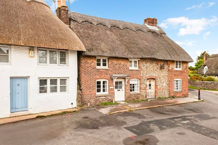 2 Bedroom Cottage For Sale In Prinsted Lane, Prinsted, PO10