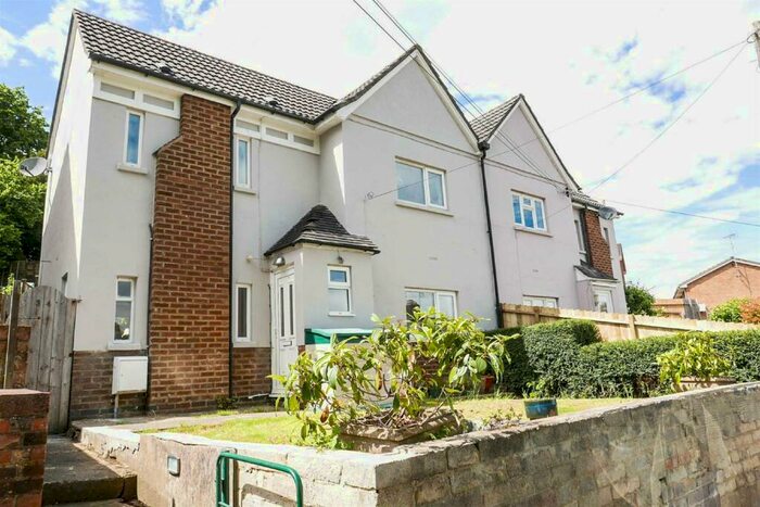 2 Bedroom Semi-Detached House To Rent In Kingsdown, Dursley, GL11