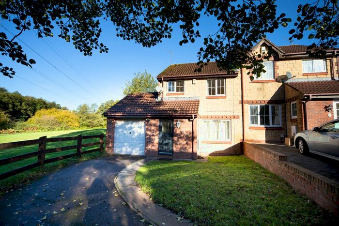 3 Bedroom Semi-Detached House To Rent In Acorn Grove, Pontprennau, Cardiff, CF23