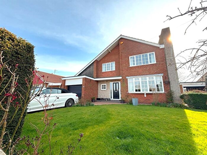 4 Bedroom Detached House For Sale In Shardlow Road, Hornsea, HU18