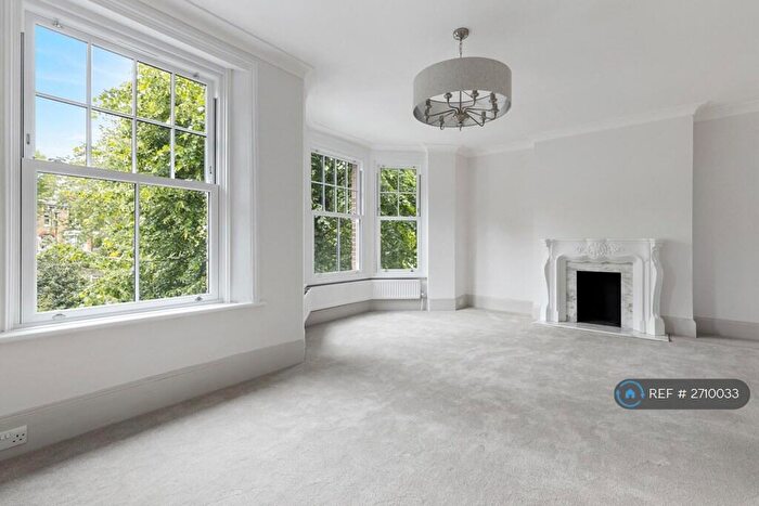 2 Bedroom Flat To Rent In Greenwich/Blackheath, London, SE3