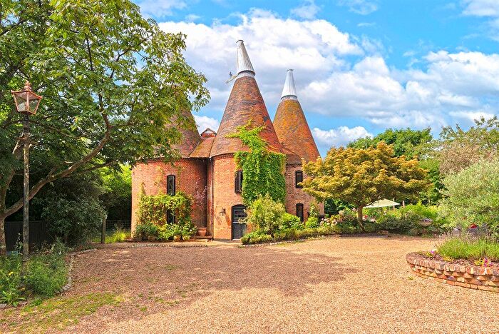 5 Bedroom Detached House For Sale In Crook Road, Brenchley, Tonbridge, Kent, TN12