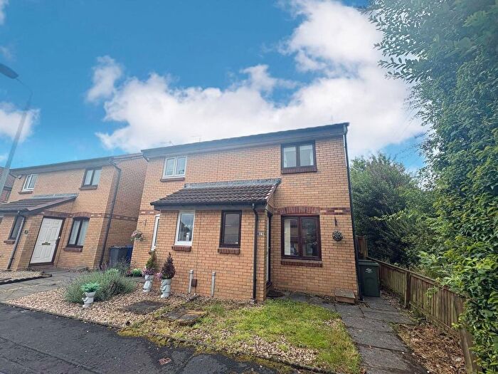 2 Bedroom Semi-Detached House To Rent In Inglewood Crescent, Paisley, PA2