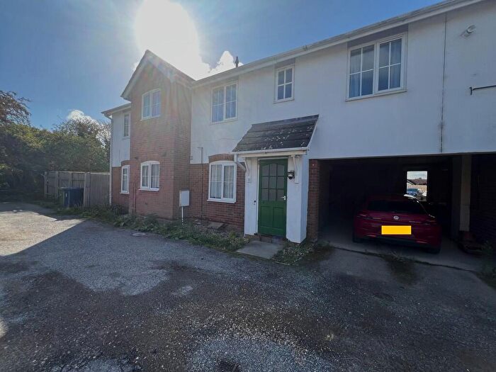1 Bedroom Flat For Sale In Mayfly Close, Chatteris, Cambs., PE16