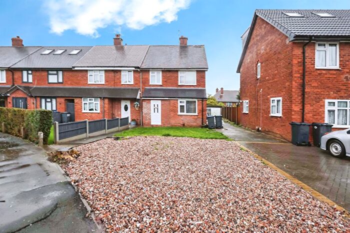 4 Bedroom End Terrace House For Sale In Quinton Road West, Quinton, Birmingham, B32