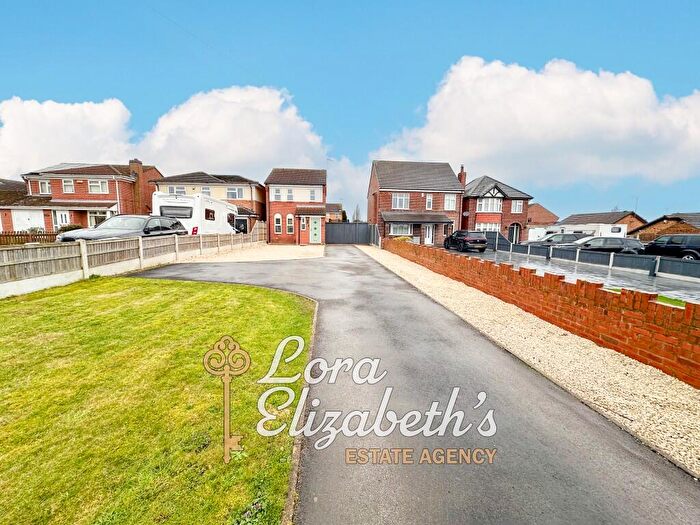 3 Bedroom Detached House For Sale In Leeming Lane North, Mansfield Woodhouse, Nottinghamshire, NG19