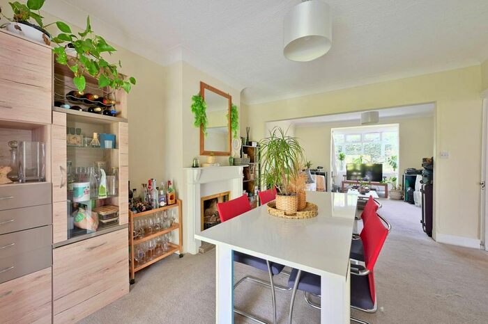 4 Bedroom Semi-Detached House To Rent In Combemartin Road, Southfields, London, SW18