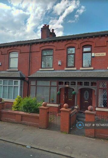 3 Bedroom Terraced House To Rent In Droylsden Road, Manchester, M40