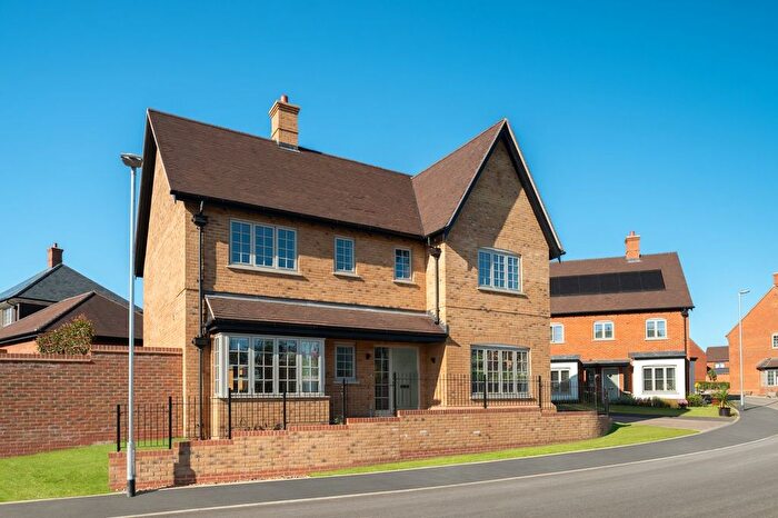 4 Bedroom Detached House For Sale In Oakwood Park, Oakley Lane, Wimborne, BH21