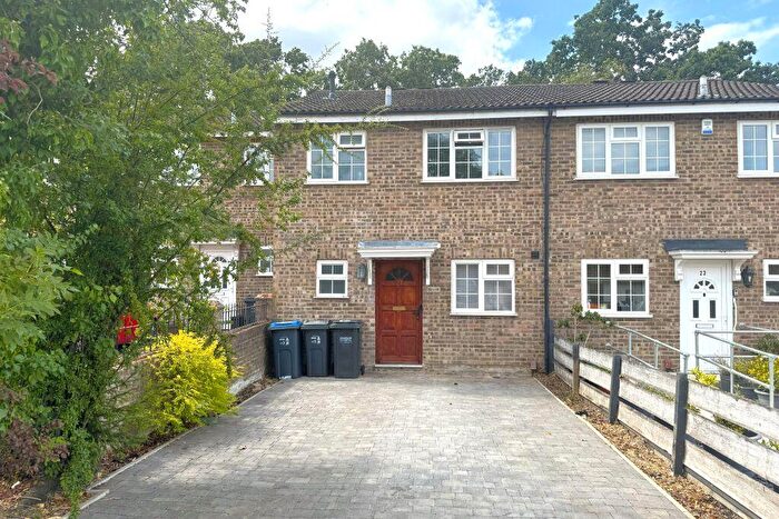 3 Bedroom Terraced House To Rent In Darley Close, Shirley, Croydon., CR0