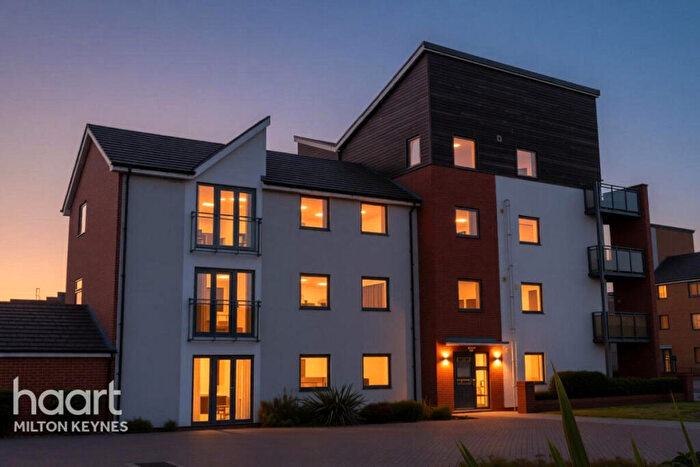2 Bedroom Apartment For Sale In Somerset Walk, Milton Keynes, MK10