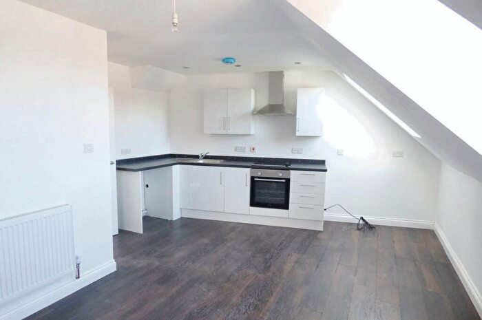 2 Bedroom Apartment To Rent In Victoria Terrace, Whitley Bay, Tyne And Wear, NE26