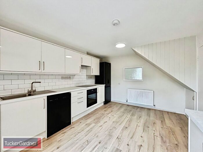 3 Bedroom Property To Rent In Teversham Drift, Cambridge, CB1
