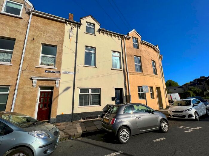 4 Bedroom Property To Rent In Brook Street, Cardiff, CF11