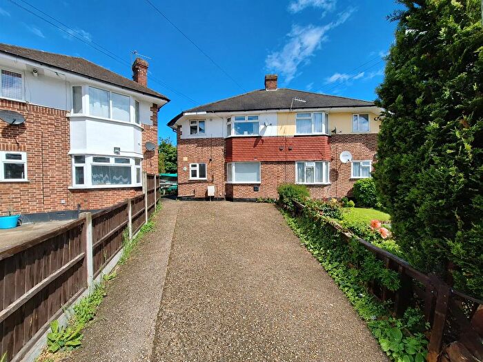 2 Bedroom Flat To Rent In Elmcroft Close, Feltham, TW14