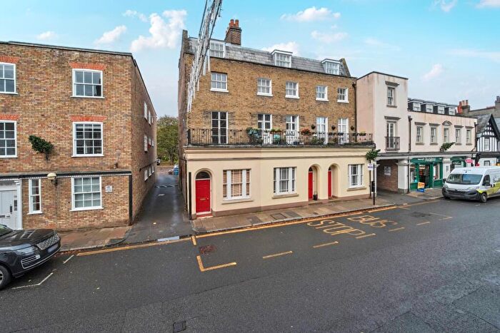 5 Bedroom End Of Terrace House To Rent In High Street Eton, SL4